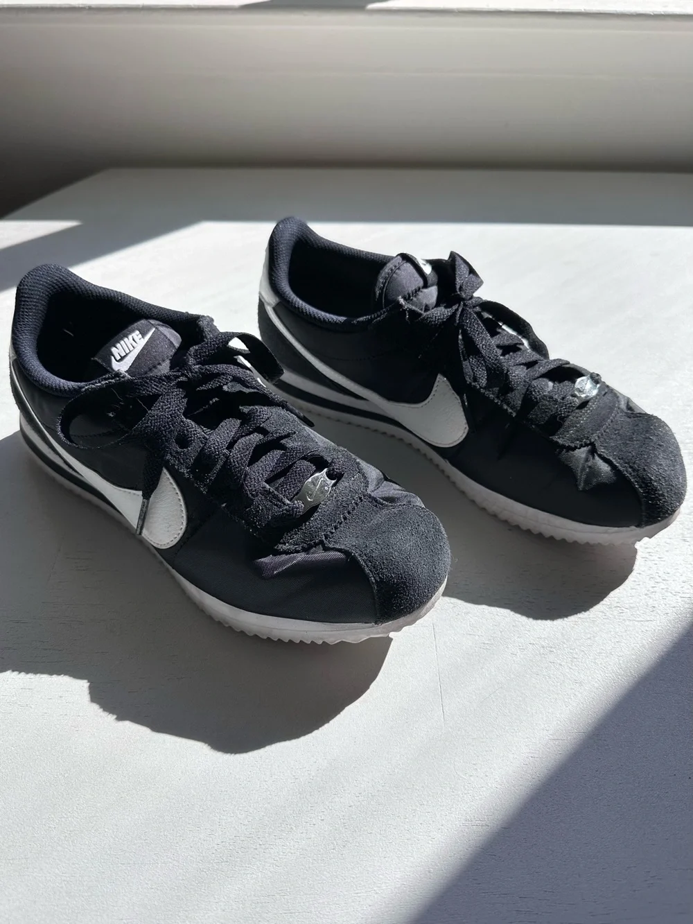 Nike cortez basic nylon sneakers women’s US 8 7.5 black suede tennis shoes